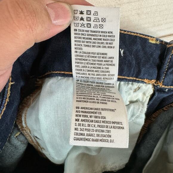 American Eagle Outfitters Dark Wash Skinny Jeans Size 4 - Picture 8 of 8